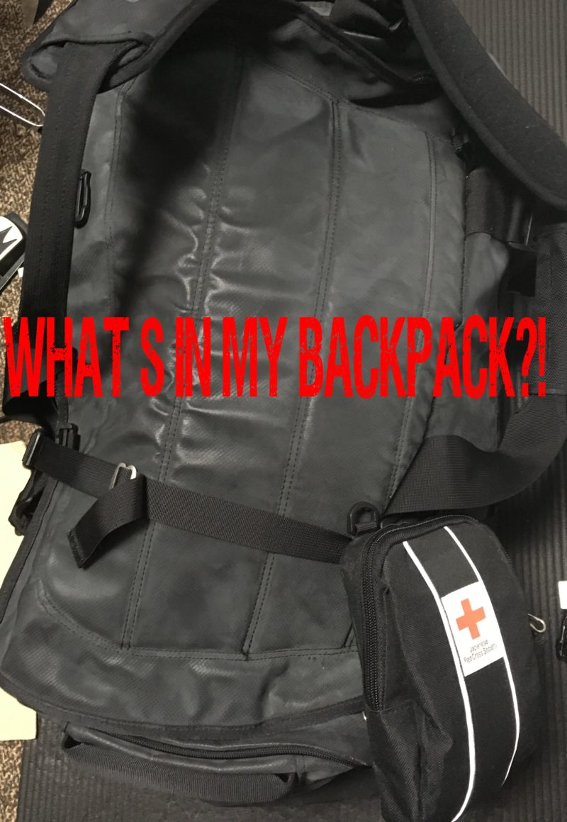 WHATS IN MY BACKPACK?!